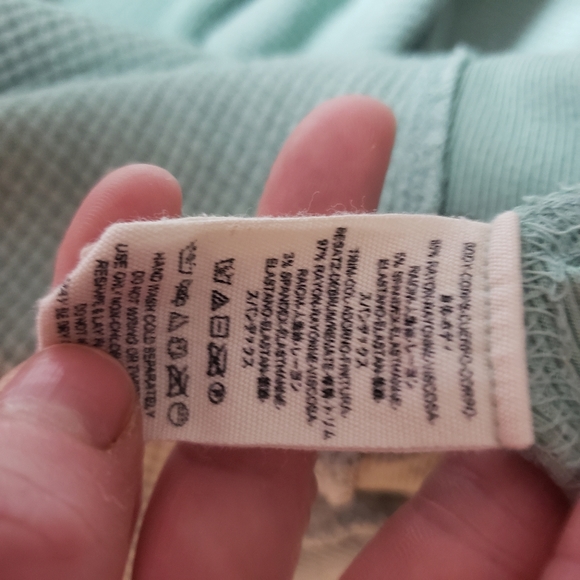 We The Free Malibu Thermal Oversized Shirt small - Picture 3 of 8